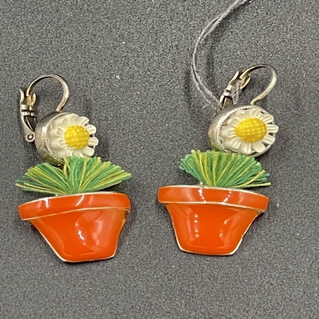 Taratata Flower Pot Earrings