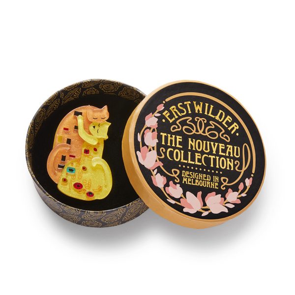 Erstwilder The Kiss Brooch - Image 3